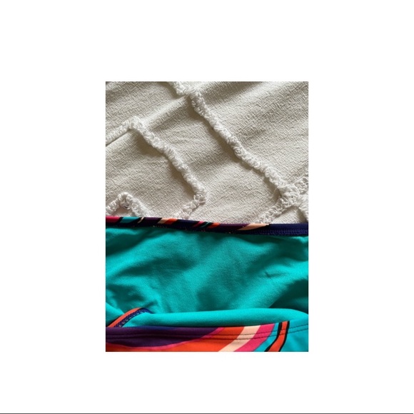 Roxy - Colorful Bikini Set - Picture 9 of 9